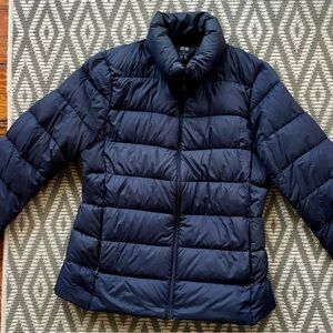 Uniqlo Dark Blue Puffer Jacket